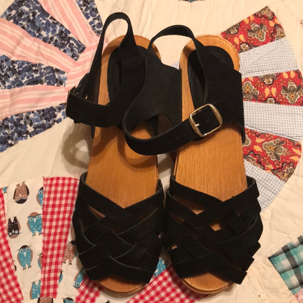 REAL suede Steve Madden clog
